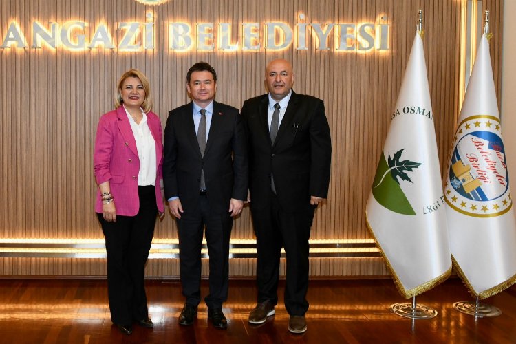 Osmangazi’ye İzmit’ten ‘hayırlı olsun’ ziyareti