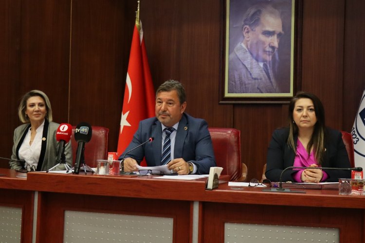 İzmit’in yerel meclisinden öğretmenler için çağrı!