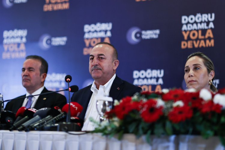 Çavuşoğlu duyurdu… Memurlara kira desteği geliyor