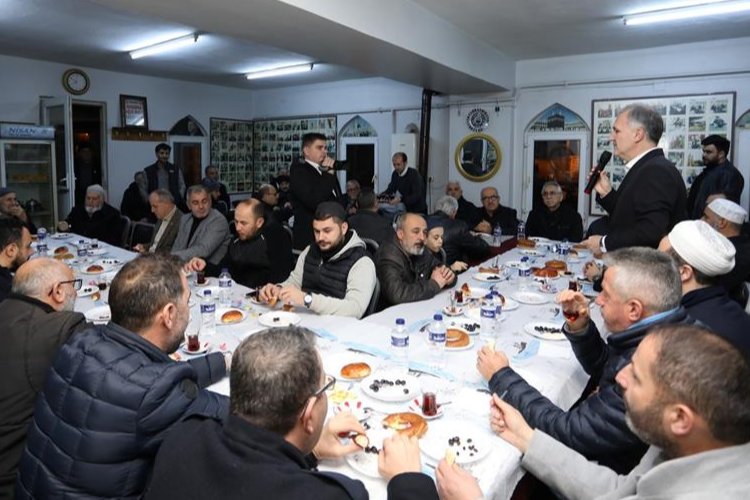 İnegöl’de Bereket Sofrası Hürriyet Camii’ne kuruldu