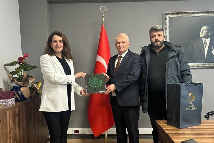 Kocaeli İzmit Belediyesi’nden İlçe Milli Eğitim’e ziyaret