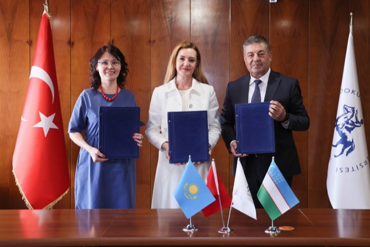 DEÜ’den üst düzey iki anlaşma