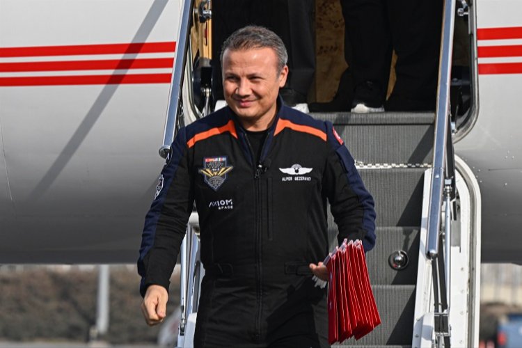 Gezeravcı’ya TUA’da yeni görev