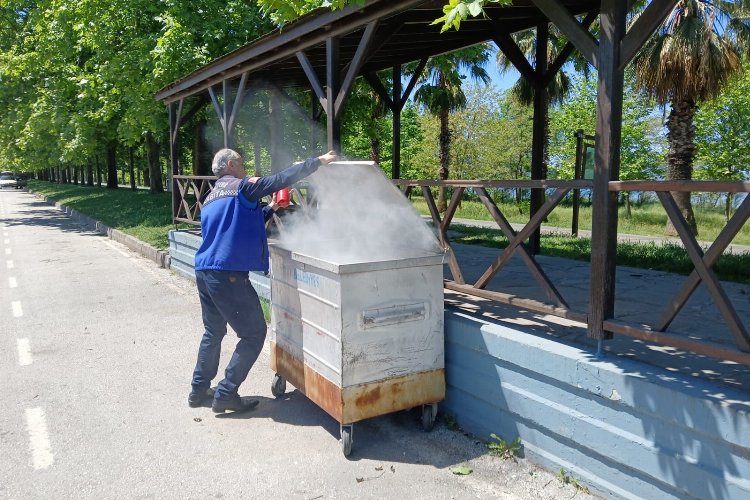 Kocaeli ‘de zabıta ekiplerinden konteyner uyarısı