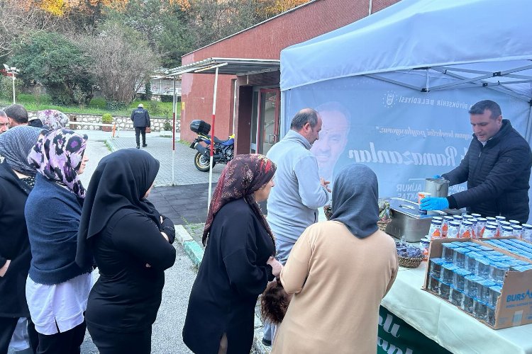 Bursa Büyükşehir Belediyesi ‘İftara 5 Kala’ vatandaşın yanında
