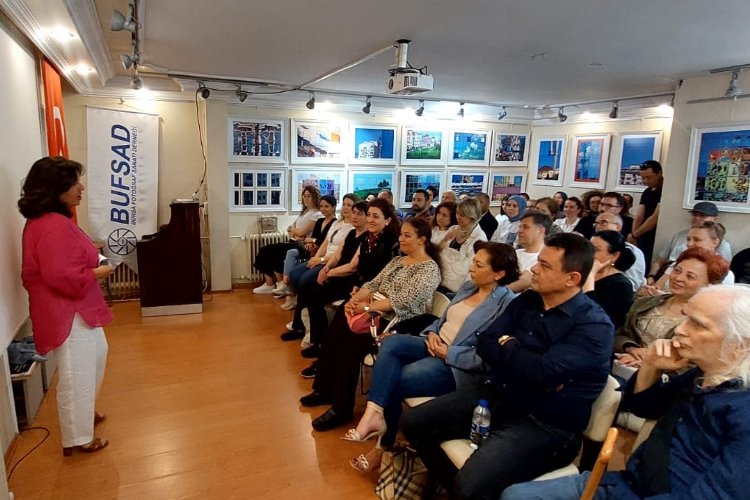 Fotoğraf severlere ‘Yaşayan Küba’yı anlattı