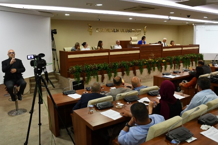 İzmir Karabağlar Meclisi’nde doğalgaz kararı