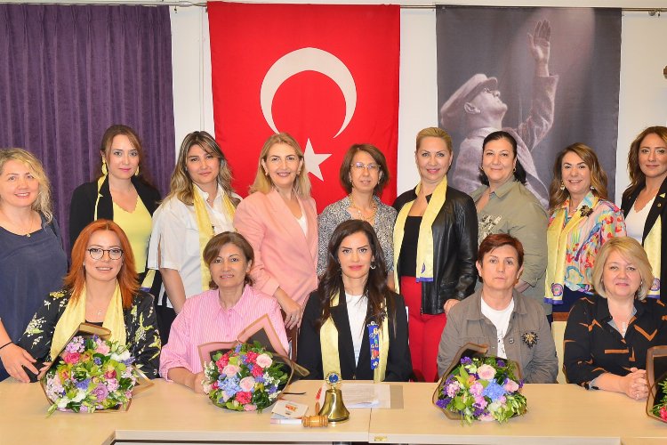 Bursa Kükürtlü Lions’ta  bayrak değişimi