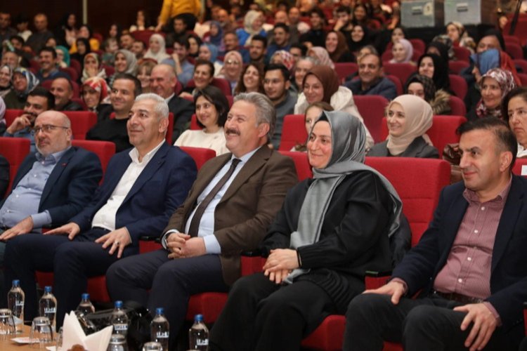 Kayseri Melikgazi’de şiir yüklü ‘Sonsuzluk Kervanı’