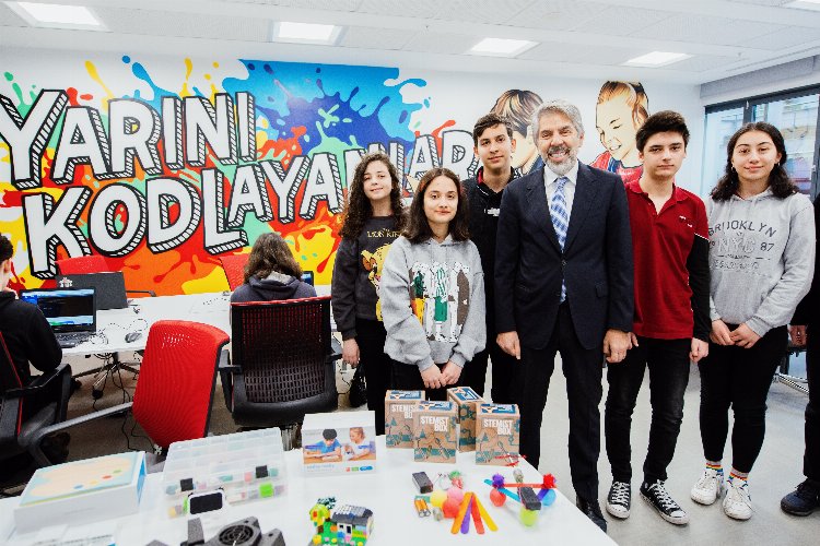 ‘Yarını Kodlayanlar’ yapay zekâ ile buluşuyor