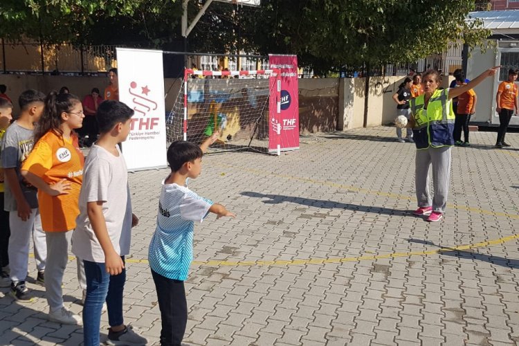 ‘Hentbol’ Hatay’da iyileştiriyor
