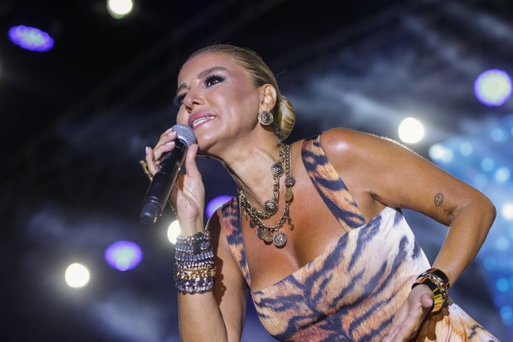 Kütahya Fuarı’na Gülben Ergen’li final