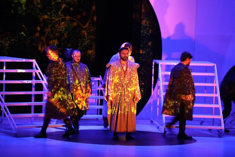 Konya Şehir Tiyatrosu’ndan Mevlana anısına Barsisa